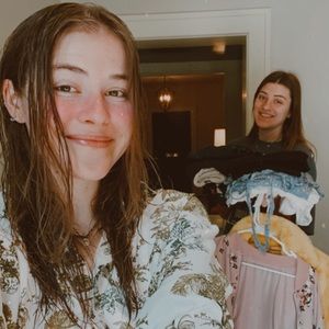 Meet your Posher, Caroline